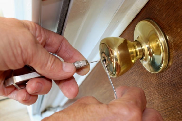 Tips On Not Getting Scammed With Locksmith Services