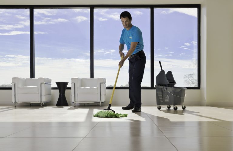 How To Select Affordable Office And Commercial Cleaning Services?